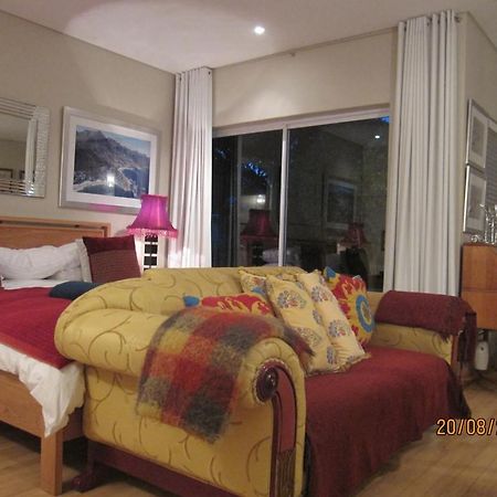 Navona Constantia Guest Cottage Cape Town Exterior photo